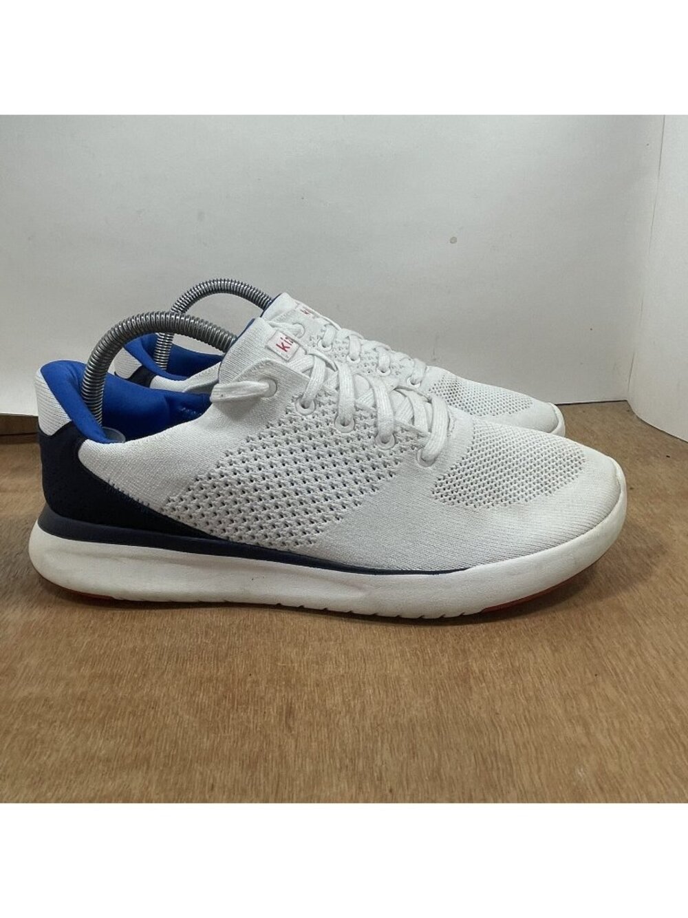 Kizik Lima Men Size 9 Wide Hands Free Slip On Sneaker White